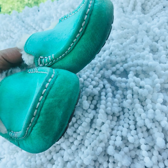 Ugg Ansley womans Teal Slippers Size 7 - Picture 5 of 8